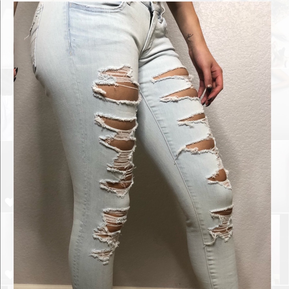 American eagle light jeans